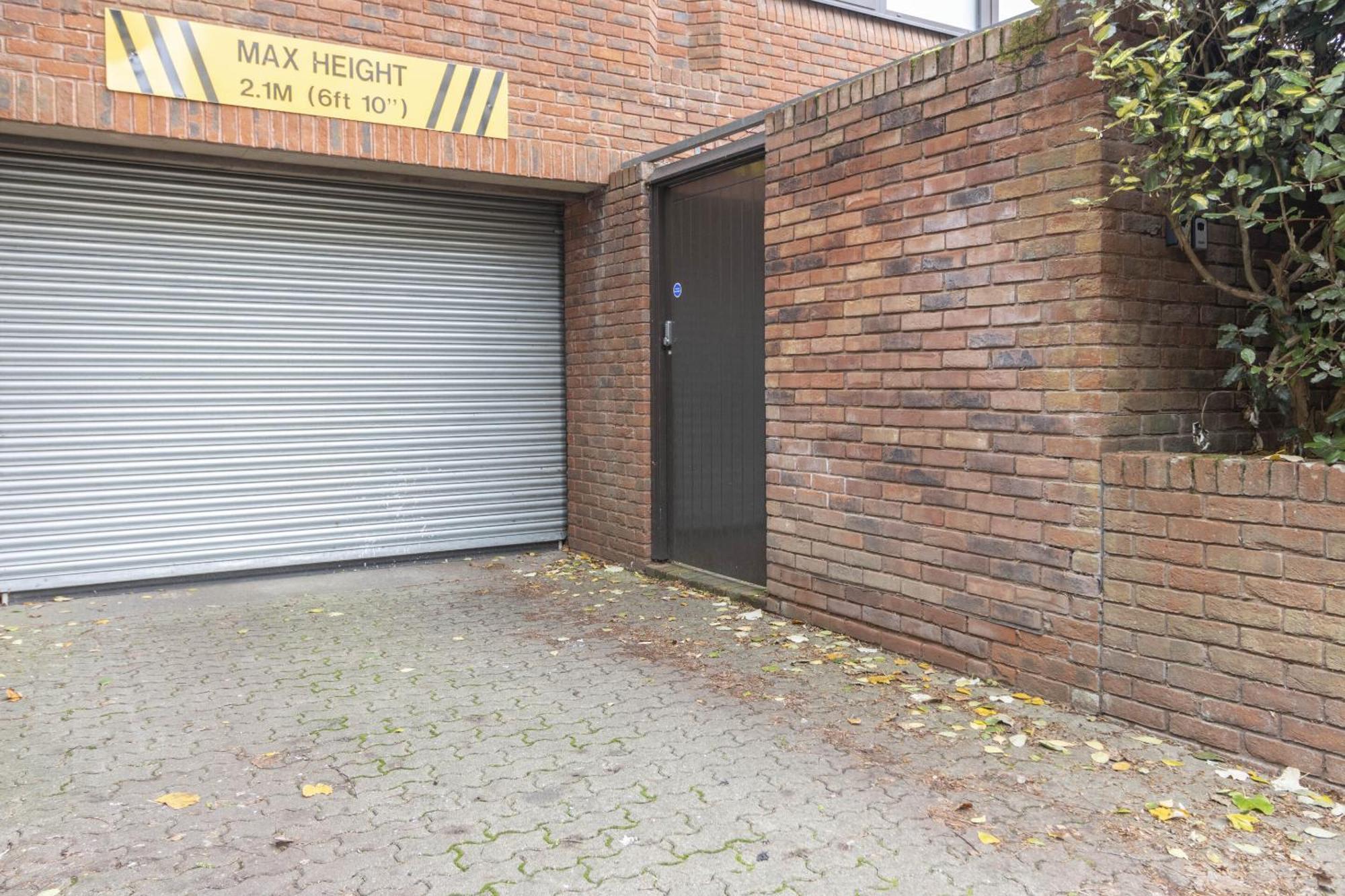 Linacre 11 - Modern 2 Bed Behind The Cathedral With Free Parking And Fast Wifi Apartment Exeter Room photo